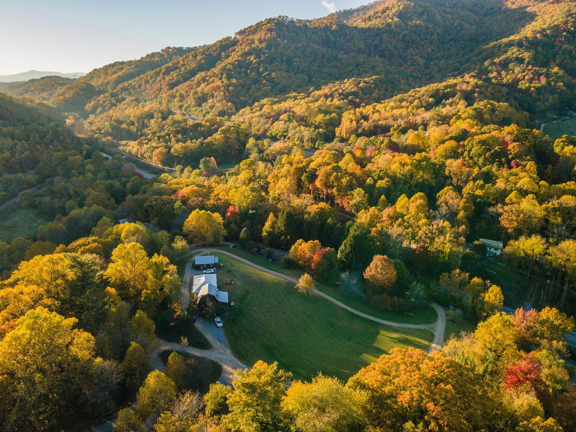 Engadine Inn And Cabins 캔들러 외부 사진