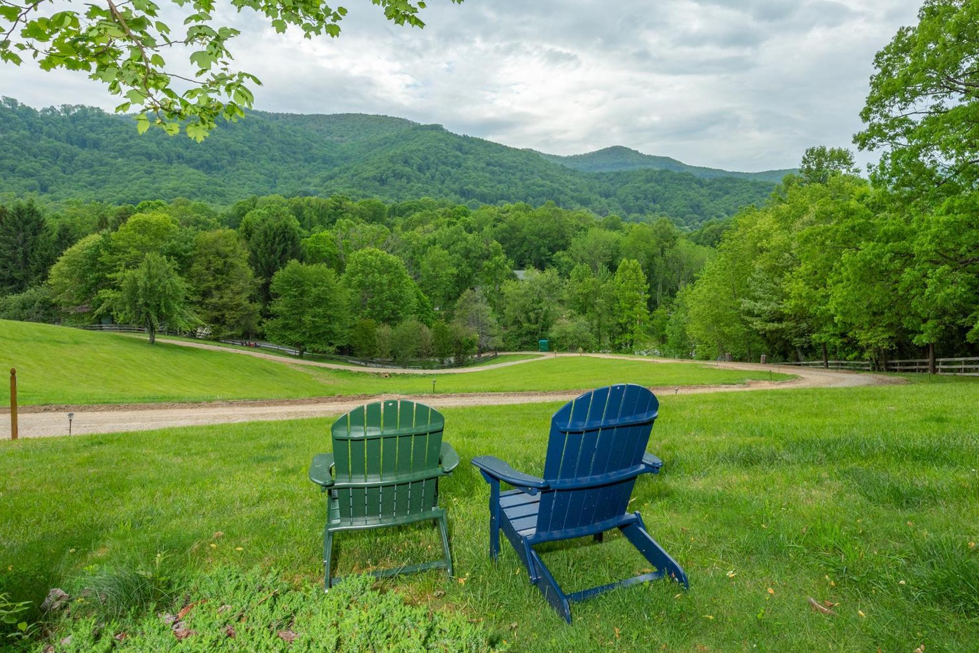 Engadine Inn And Cabins 캔들러 외부 사진