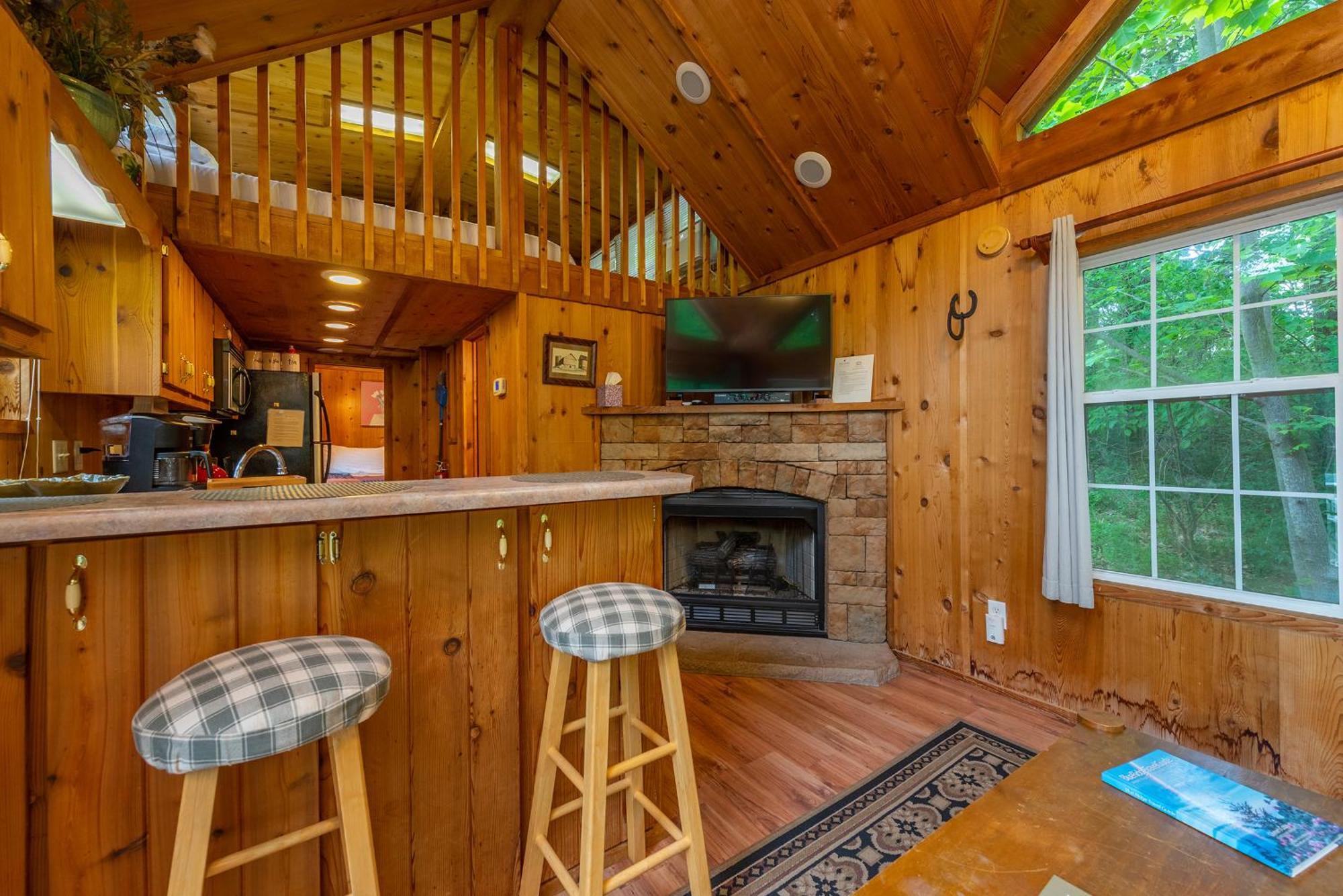 Engadine Inn And Cabins 캔들러 외부 사진